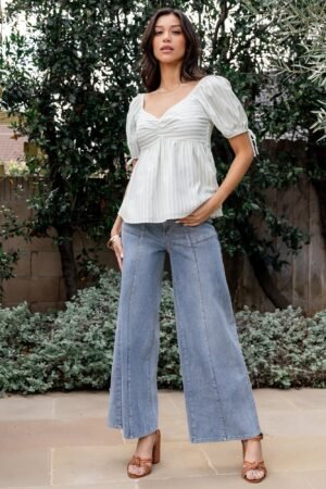 Mid Rise Wide Leg Jeans | Medium Wash